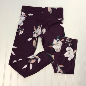 Gently used Athleta Floral Elation 7/8 in M